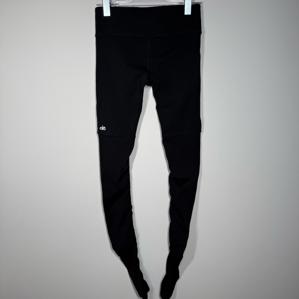 Alo Yoga Black Ribbed Leggings – Size Medium